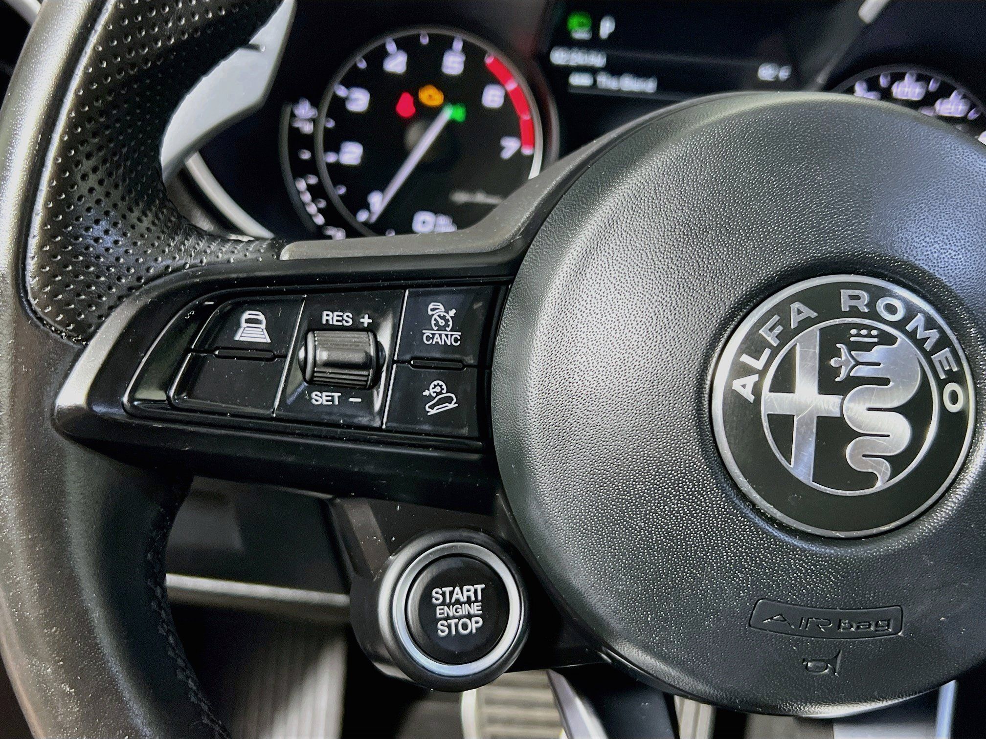 Used 2023 Alfa Romeo Stelvio Sprint RWD image 18