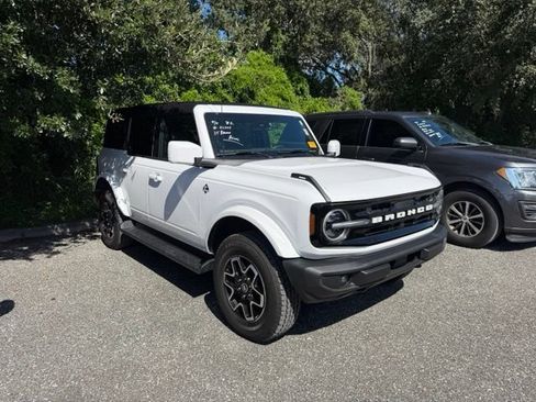 Used 2025 Ford Bronco Outer Banks AWD/4WD image 7