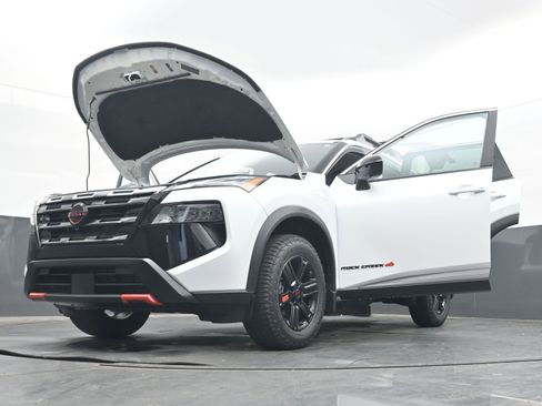 New 2026 Nissan Rogue SV image 40