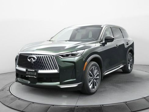New 2026 INFINITI QX60 Luxe image 2