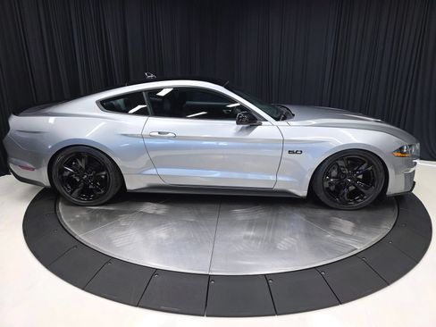 Used 2022 Ford Mustang GT Premium w/ Black Accent Package RWD image 13
