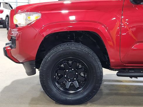 Used 2023 Toyota Tacoma SR AWD/4WD image 5