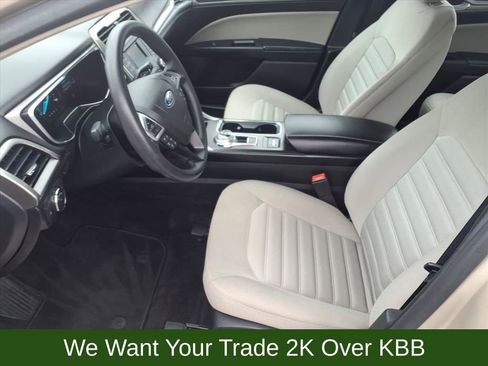 Used 2018 Ford Fusion S image 9