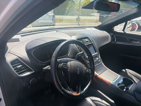 Used 2018 Lincoln MKX Reserve AWD/4WD image 22