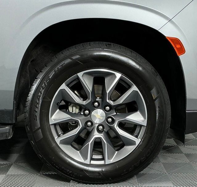 Used 2023 Chevrolet Tahoe LS w/ Driver Alert Package RWD image 8