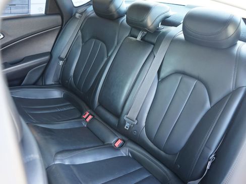 Used 2015 Chrysler 200 C w/ Navigation & Sound Group I image 35