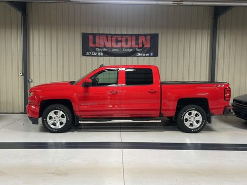 Used 2018 Chevrolet Silverado 1500 LT w/ All Star Edition image 2