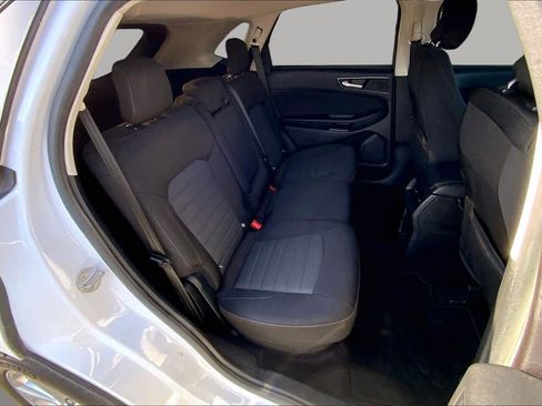 Used 2016 Ford Edge SE FWD image 20