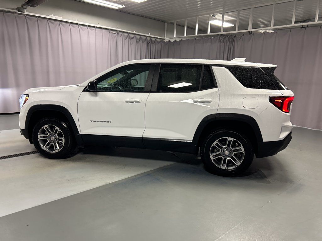 Used 2026 GMC Terrain Elevation FWD image 4