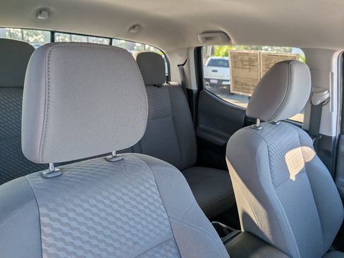 Used 2021 Toyota Tacoma SR5 image 3