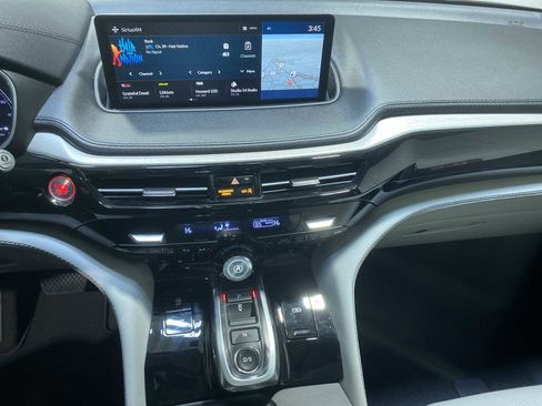 Used 2023 Acura MDX SH-AWD w/ Advance Package image 16