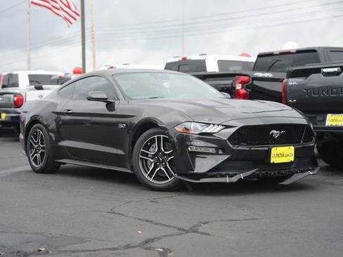Used 2022 Ford Mustang GT Premium w/ Equipment Group 401A RWD image 2
