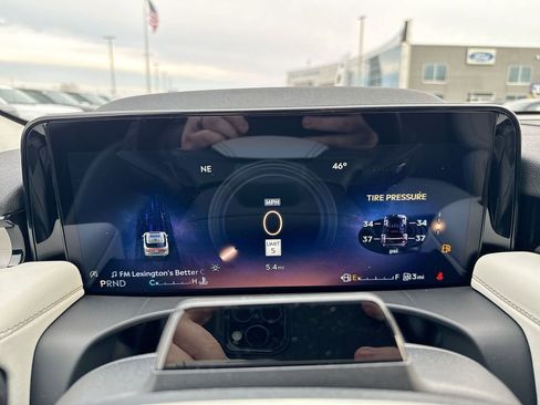 New 2026 Lincoln Aviator Reserve image 11