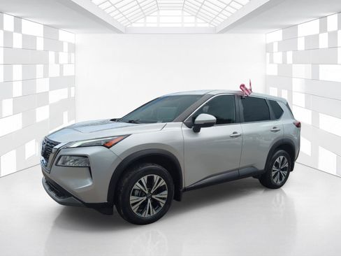 Used 2023 Nissan Rogue SV FWD image 3