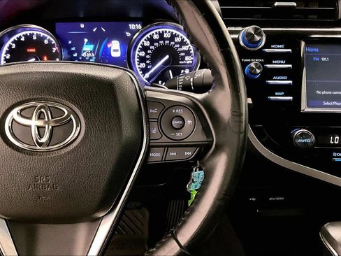 Used 2020 Toyota Camry SE AWD/4WD image 12