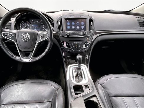 Used 2017 Buick Regal Premium image 8