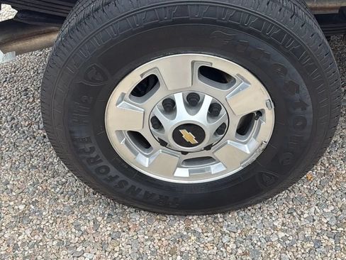 Used 2014 Chevrolet Silverado 2500 LT AWD/4WD image 40