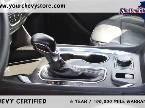 Certified 2022 Chevrolet Traverse LT image 22