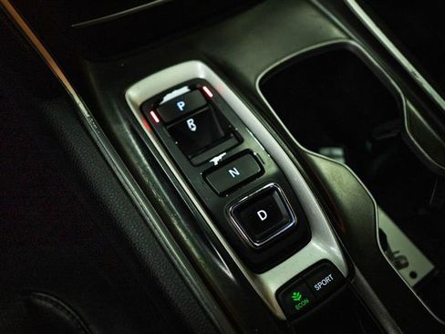 Used 2018 Honda Accord Sport image 21