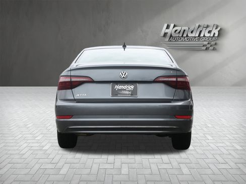 Used 2021 Volkswagen Jetta S image 8