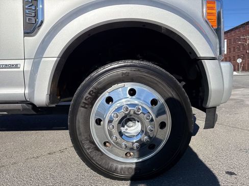 Used 2018 Ford F450 Platinum w/ Platinum Ultimate Package image 9
