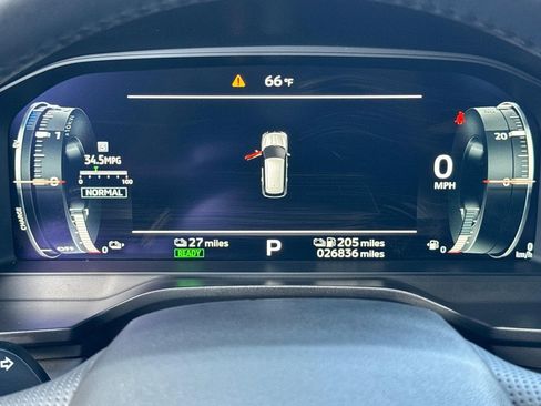 Used 2024 Mitsubishi Outlander SE AWD/4WD image 19