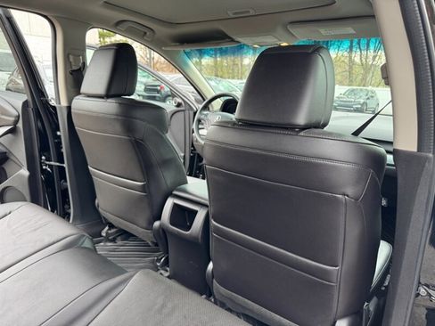 Used 2015 Acura RDX AWD image 45