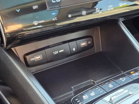 Certified 2023 Hyundai Tucson Limited AWD/4WD image 35
