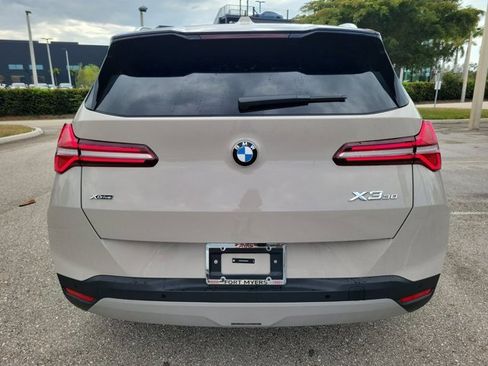 Used 2025 BMW X3 xDrive30i w/ Premium Package image 6