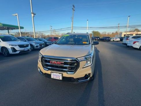 Certified 2022 GMC Terrain AT4 w/ Infotainment Package II image 3