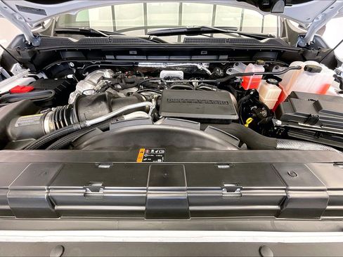 New 2026 GMC Sierra 2500 Denali w/ Denali Reserve Package image 18