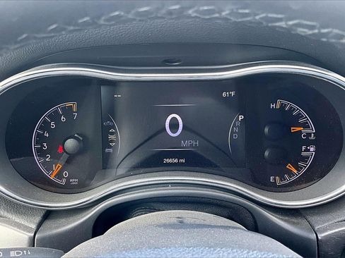 Certified 2018 Jeep Grand Cherokee Laredo image 8