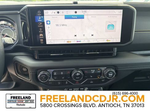 New 2026 Jeep Gladiator Sport AWD/4WD image 26