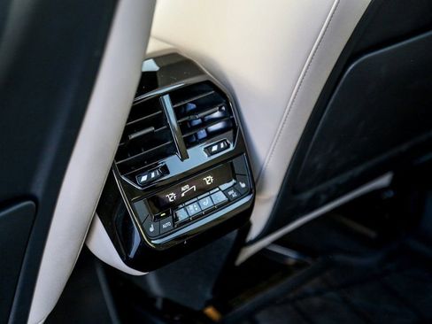 Used 2025 BMW iX xDrive50 w/ Premium Package image 20