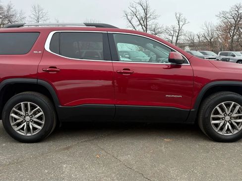 Used 2019 GMC Acadia SLE w/ LPO, Cargo Package FWD image 11