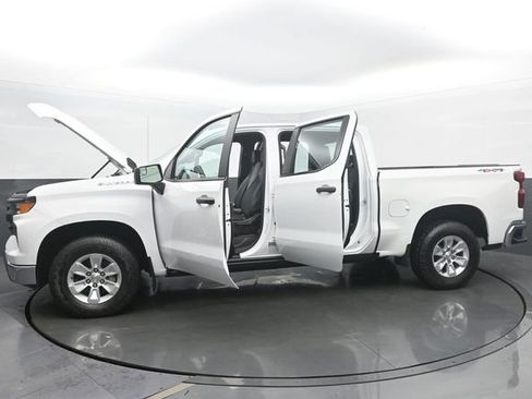 Used 2024 Chevrolet Silverado 1500 W/T w/ Trailering Package AWD/4WD image 51