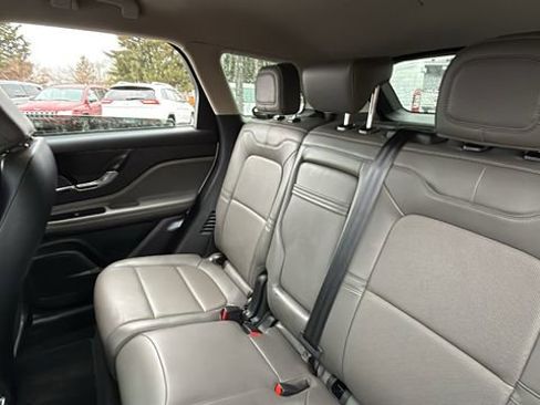 Used 2023 Lincoln Corsair Reserve w/ Rear Removable Package Tray image 4