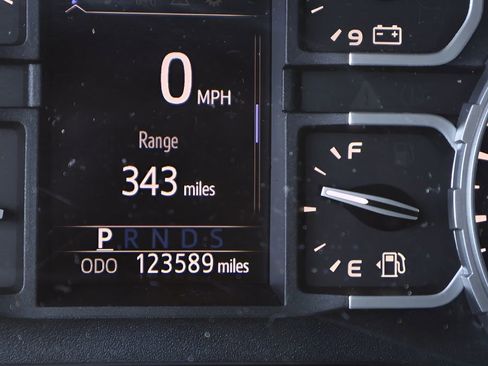 Certified 2020 Toyota Tundra SR5 w/ SR5 Upgrade Package image 22