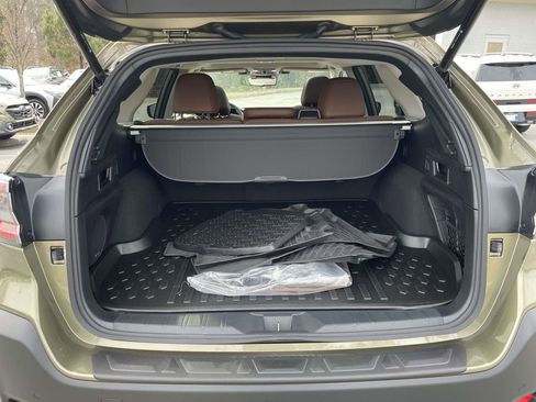 Certified 2025 Subaru Outback Touring XT image 10