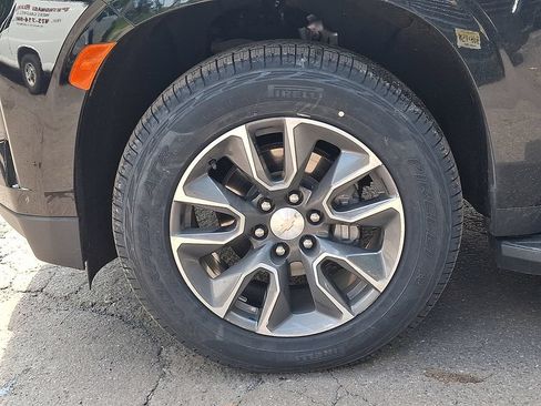 Certified 2023 Chevrolet Tahoe LT w/ Luxury Package AWD/4WD image 32