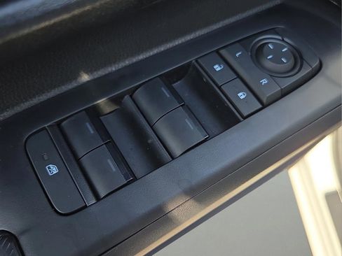 New 2026 Toyota Tacoma SR5 AWD/4WD image 18
