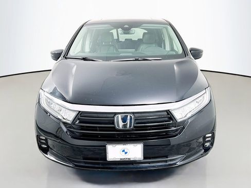 Used 2022 Honda Odyssey Touring image 2