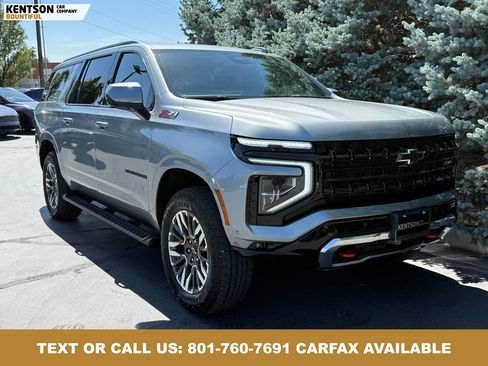 Used 2025 Chevrolet Suburban Z71 AWD/4WD image 12