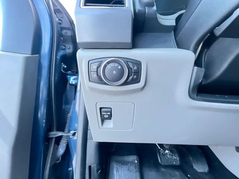 Used 2018 Ford F150 XLT w/ Trailer Tow Package image 18