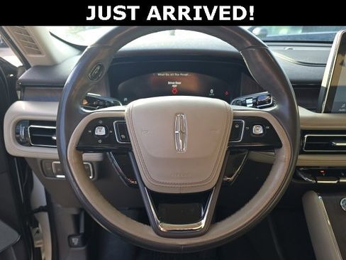 Used 2020 Lincoln Aviator Reserve w/ Equipment Group 202A image 16