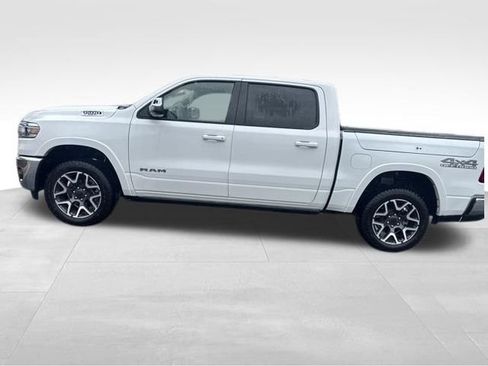 Used 2025 RAM 1500 Laramie w/ Advanced Safety Group II AWD/4WD image 9