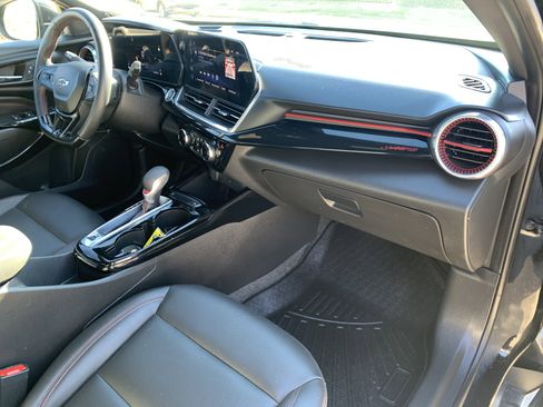 Used 2024 Chevrolet Trax RS w/ Driver Confidence Package image 36