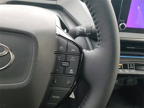 Used 2026 Toyota Prius XLE image 15