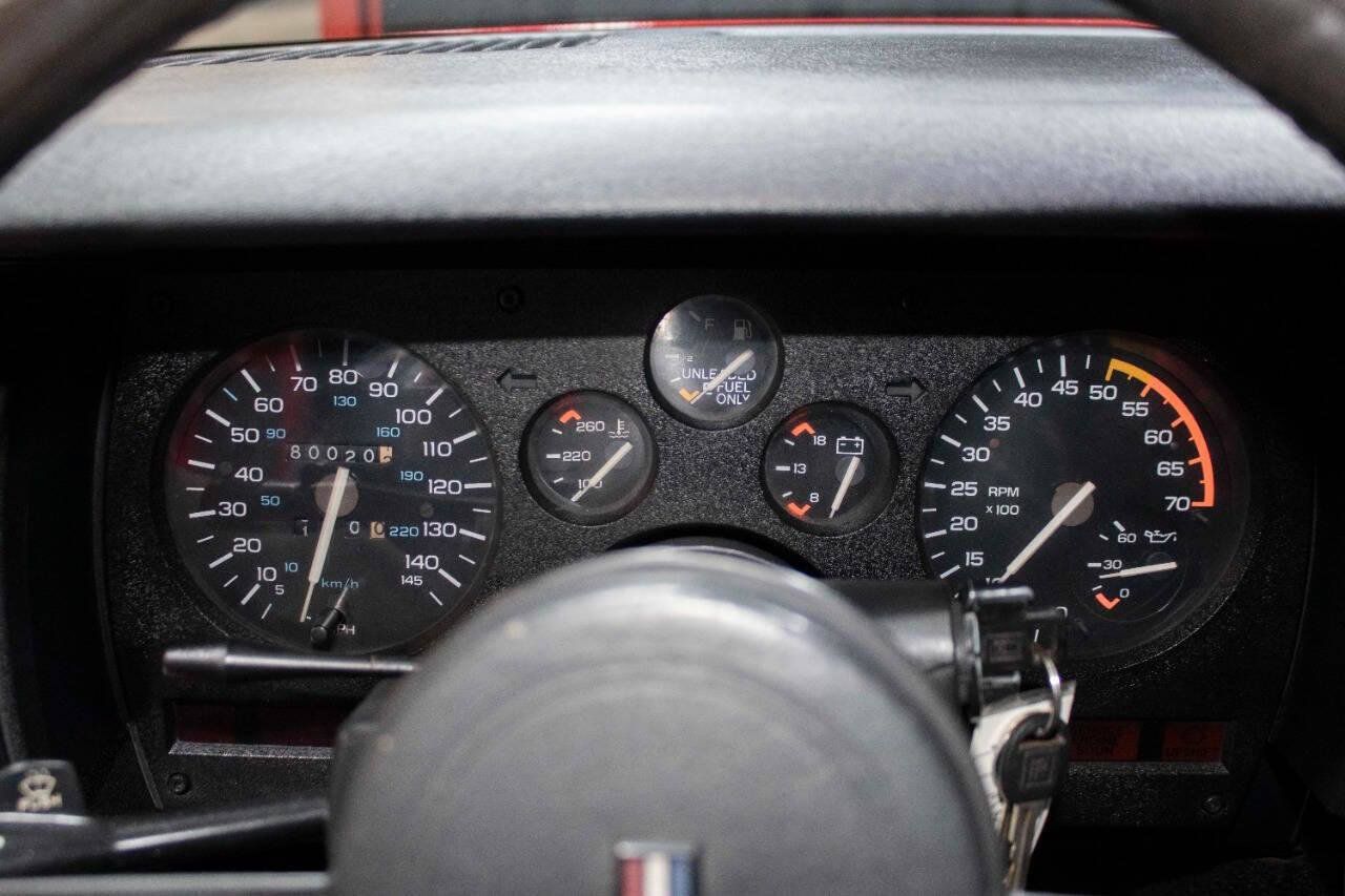 Used 1987 Chevrolet Camaro Z28 RWD image 38