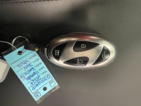 Used 2024 Hyundai Santa Fe Calligraphy w/ Tow & Go Package FWD image 33